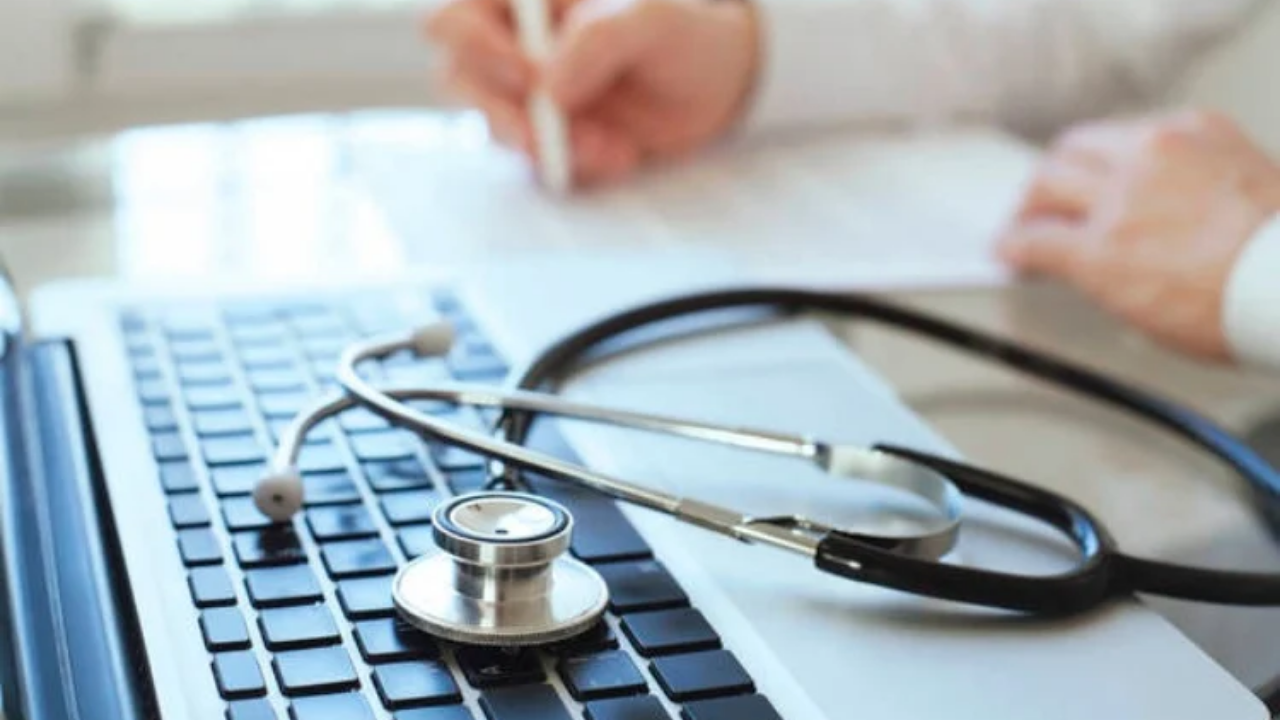 Clicca per accedere all'articolo Certificato introduttivo all'invalidità